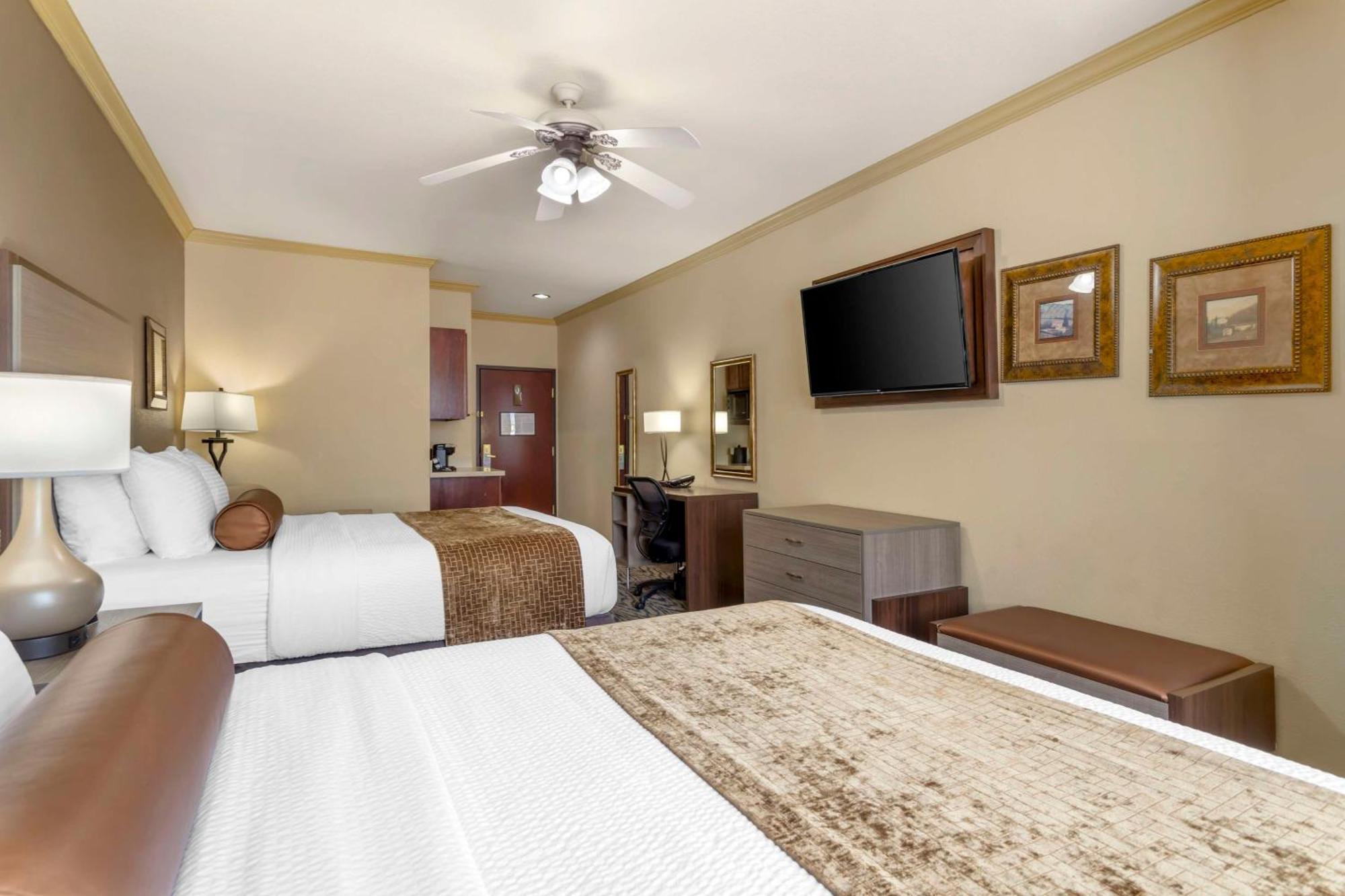 Best Western Plus Crown Colony Inn & Suites Лафкин Экстерьер фото